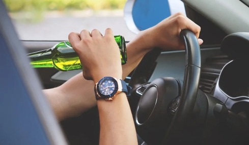 Δεν πίνουν πια οι Έλληνες οδηγοί (;)  