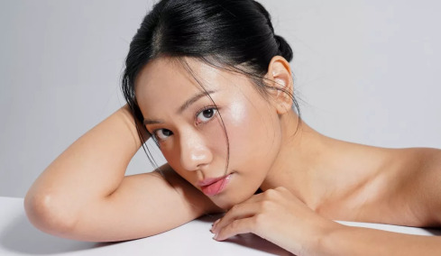 Το κορεάτικο μυστικό για πλούσια μαλλιά και λαμπερό δέρμα – Ανακαλύψτε το
