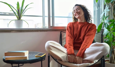 Τρεις συνήθειες που χαρίζουν μια καλύτερη ζωή – Απαιτούν μόνο λίγα λεπτά την ημέρα  