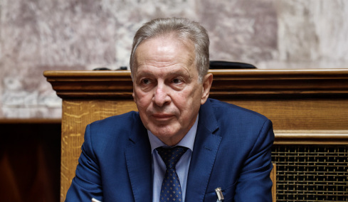 Δεσμεύτηκαν  τα περιουσιακά στοιχεία των πρώην προστατευόμενων μαρτύρων της Novartis, «Μάξιμου Σαράφη» και «Αικατερίνης Κελέση»