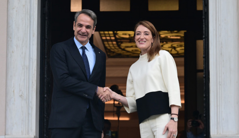 Μητσοτάκης μετά τη συνάντηση με τη Μέτσολα: Η ρευστή κατάσταση απαιτεί από την Ευρώπη να ενηλικιωθεί