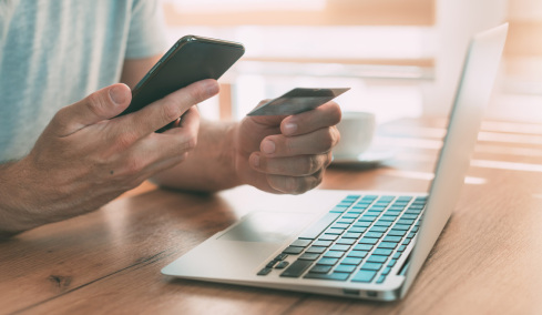 Τράπεζες: Οι τρεις λόγοι που προκάλεσαν τα προβλήματα στα συστήματα e-banking - Αποκαταστάθηκε σε μεγάλο βαθμό η δυσλειτουργία   