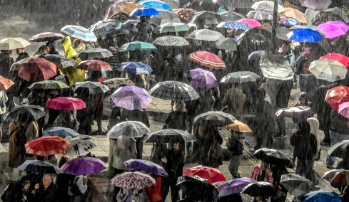 Καιρός: Έρχεται υγρός Δεκέμβριος με βροχές - Δείτε χάρτες και αναλυτική πρόγνωση