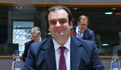 Κυριάκος Πιερρακάκης: Από τη Λεόντειο στο Eurogroup - Η διαδρομή του και το στοίχημα για την ηγεσία των ΥΠΟΙΚ της Ευρωζώνης