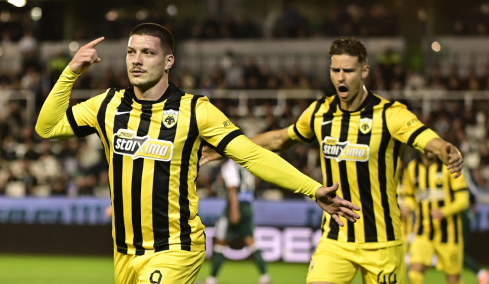 Παναθηναϊκός - ΑΕΚ 0-2 (Ημίχρονο): «Καθαρίζει» ο Γιόβιτς στη Λεωφόρο - Live - Δείτε γκολ 