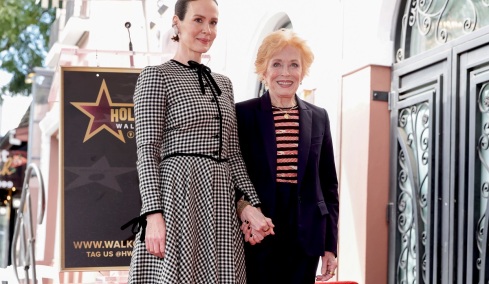 Σάρα Πόλσον: Η 82χρονη σύντροφός της σε μια συναισθηματική ομιλία για τη σχέση τους