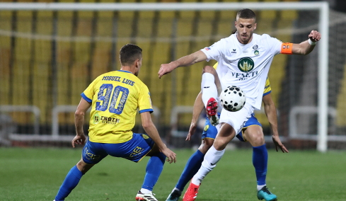 Παναιτωλικός: Ρήξη χιαστού και τέλος η σεζόν για τον Μιγκέλ Λουίς
