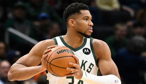 Insider του NBA βάζει τέσσερις ομάδες στο κόλπο για τον Γιάννη Αντετοκούνμπο