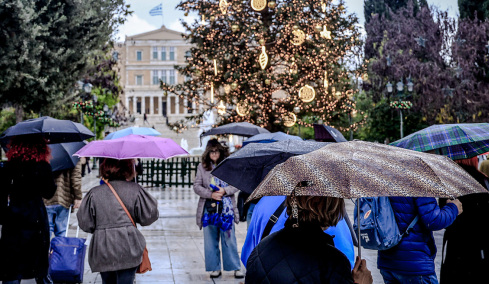 Ποιες περιοχές θα χτυπήσει τις επόμενες ώρες η κακοκαιρία Byron, βροχές και το Σάββατο στην Αττική