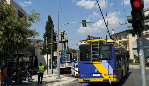 Κυρανάκης για το «ξήλωμα» των τρόλεϊ: Για κάθε χιλιόμετρο το Δημόσιο πληρώνει περίπου 5,5 ευρώ ενώ για το ηλεκτρικό λεωφορείο 2,5 ευρώ