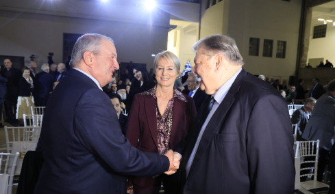 Με Καραμανλή, Βενιζέλο, Λαλιώτη και Λαζόπουλο η εκδήλωση για την «Κρίση της Δημοκρατίας σήμερα»