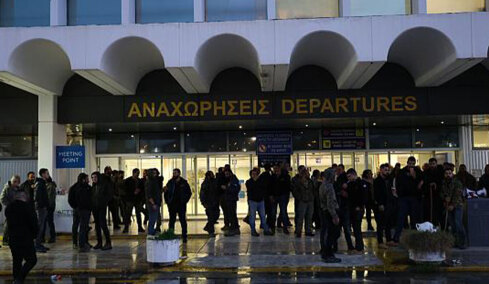 Άνοιξε ξανά το αεροδρόμιο των Χανίων, πτήσεις ως τις 23.00 από και προς το Ηράκλειο μετά από διαπραγματεύσεις