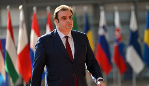 Bloomberg: Τεστ υψηλού συμβολισμού για την Ελλάδα η μάχη Πιερρακάκη για την προεδρία του Eurogroup