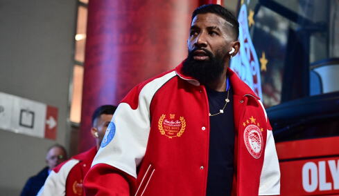 Έκλεισε τρία χρόνια στον Ολυμπιακό ο Ροντινέι: Όσο φοράω αυτή τη φανέλα θα δίνω τον καλύτερό μου εαυτό
