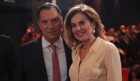 Το βίντεο με τη δήθεν απαγωγή της Μανωλίδου στη δίκη της Novartis και ο διάλογος Γεωργιάδη - Δεστεμπασίδη