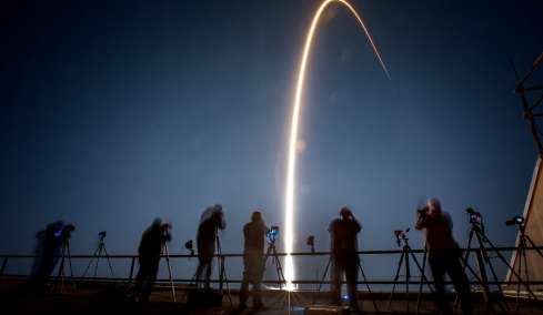 Πρώην υπάλληλος της SpaceX έφτασε από τα 28 δολάρια την ώρα στο να γίνει εκατομμυριούχος
