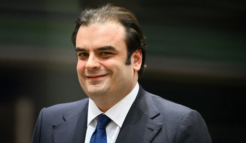 Ομόφωνα  πρόεδρος του Eurogroup ο Κυριάκος Πιερρακάκης - Μετά την πρώτη ενδεικτική ψηφοφορία, αποσύρθηκε ο Βέλγος συνυποψήφιός του