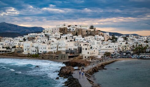 Η χειμερινή γοητεία της Νάξου θα σας αφοπλίσει
