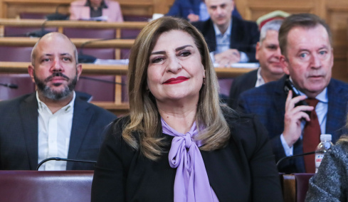 Λιακούλη για εντάσεις με Κωνσταντοπούλου: Oι υπάλληλοι της Βουλής φεύγουν κλαίγοντας από την εξεταστική