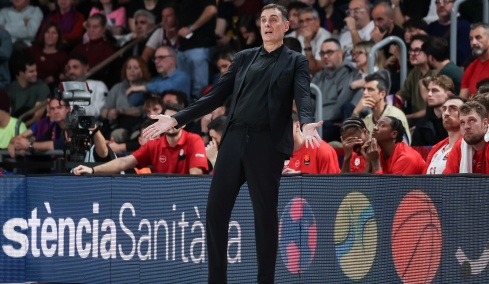 Μπαρτζώκας: «Δυσκολευτήκαμε αμυντικά σε όλο το παιχνίδι, παίξαμε κάτω από το επίπεδό μας»
