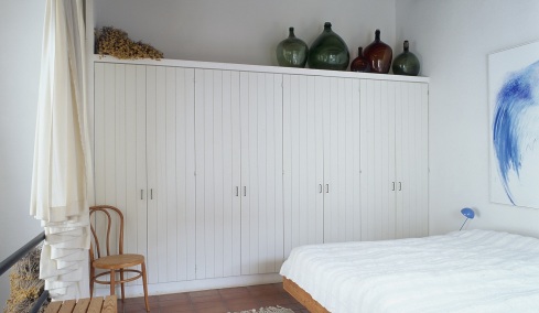 Έξι πράγματα που κάνουν το σπίτι σας να δείχνει ακατάστατο (ακόμη κι όταν είναι καθαρό και τακτοποιημένο)
