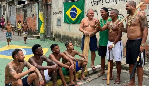 «Αν δεν το κερδίσουμε, την... βάψαμε»: Ο Ρομάριο «απειλεί» τους αστέρες της Βραζιλίας για το Παγκόσμιο Κύπελλο σε viral ανάρτηση στο Instagram
