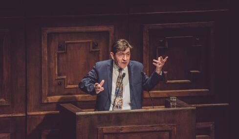 Γεράσιμος Σκιαδαρέσης: Θα καταγγείλει τα θανάσιμα αμαρτήματα των πολιτικών από το βήμα του Ευρωπαϊκού Κοινοβουλίου