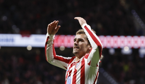 La Liga: Με λυτρωτή τον Γκριεζμάν επέστρεψε στις νίκες η Ατλέτικο Μαδρίτης, 2-1 τη Βαλένθια, δείτε τα γκολ 