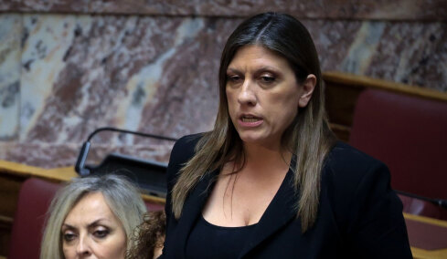 Το ακραίο κοινοβουλευτικό ριάλιτι της Ζωής: Τα αλλεπάλληλα τηλεφωνήματα στο 100, οι σεξιστικές επιθέσεις και το «μέχρι τέλους»