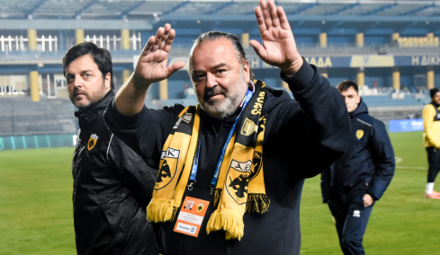 AEK: Αποθέωση για Ηλιόπουλο και παίκτες μετά το διπλό στο Αγρίνιο, δείτε βίντεο και φωτογραφίες 