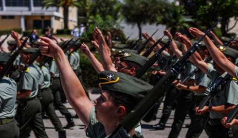 Κατατέθηκε το νομοσχέδιο του υπουργείου Άμυνας, δείτε τις αλλαγές σε  μισθούς, βαθμολόγιο και αναβολές στις Ένοπλες Δυνάμεις