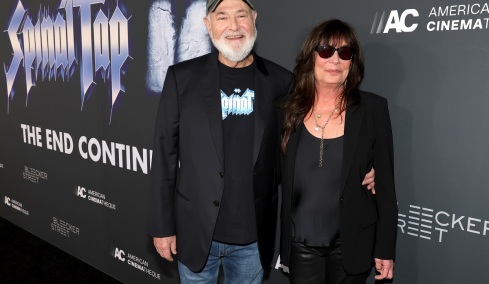 Ρομπ και Μισέλ Ράινερ: Γιατί ο γιος τους θεωρείται ο βασικός ύποπτος της δολοφονίας του σκηνοθέτη και της συζύγου του;
