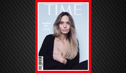 Δώδεκα χρόνια μετά τη μαστεκτομή, η Αντζελίνα Τζολί ποζάρει στο γαλλικό ΤΙΜΕ και αποκαλύπτει για πρώτη φορά την ουλή της