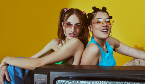 Τι είναι η «millennial optimism» εποχή στο TikTok και υπήρξε ποτέ πραγματικά;
