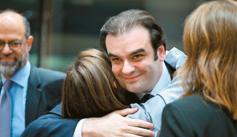 Γιατί οι Ευρωπαίοι γοητεύτηκαν από τον Πιερρακάκη και το turnaround story της ελληνικής οικονομίας