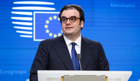 Γιατί οι Ευρωπαίοι γοητεύτηκαν από τον Πιερρακάκη και το turnaround story της ελληνικής οικονομίας