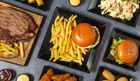 Οι πιο νόστιμες Δευτέρες του Δεκέμβρη είναι διπλά λαχταριστές στο efood με 1+1 προσφορές