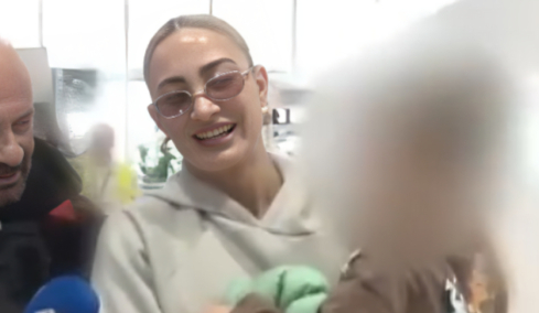 Ιωάννα Τούνη σε ερώτηση για τον Δημήτρη Αλεξάνδρου: Η ζωή με στενοχωρεί, κατά τα άλλα όλα καλά
