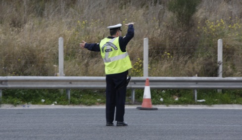 Χαλικιδική: Άλλοι 26 αστυνομικοί και 54 ιδιώτες στη δικογραφία για «φακελάκια» με αντάλλαγμα σβήσιμο κλήσεων