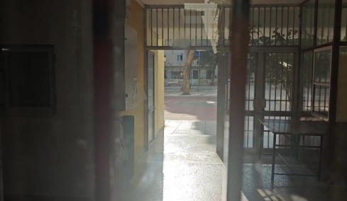 Πώς έγινε το μαχαίρωμα στο σχολείο της Κυψέλης: «Ήταν η πρώτη της μέρα, την είχαν διώξει από το προηγούμενο Γυμνάσιο» λένε αυτόπτες μάρτυρες