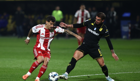 Λανουά: «Λανθασμένη η παρέμβαση του Τζήλου στη φάση του Ντεσπόντοφ, για κίτρινη το μαρκάρισμα του Μόντσου στον Τσικίνιο»