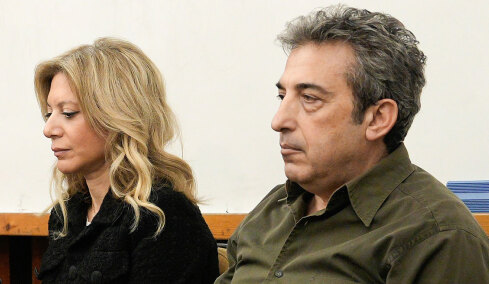 «Οι ενέργειές της δεν μας εκφράζουν, δεν μας αφορά η πολιτική» λένε συγγενείς των θυμάτων των Τεμπών και αδειάζουν την Καρυστιανού