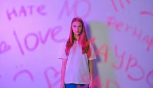 Βία στα παιδιά και τους εφήβους: Γιατί υπάρχει έξαρση και τι μπορούμε να κάνουμε οι γονείς;
