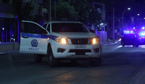 «Σβήσε το όχημα, κάτω»: Η στιγμή της σύλληψης του 16χρονου γιου του Κατρίνη στο Χαλάνδρι