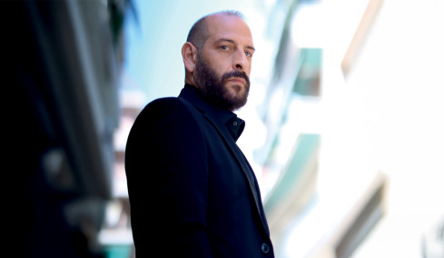 Διονύσης Στραβοράβδης: Ο καλός, ο κακός και... oι άγιοι