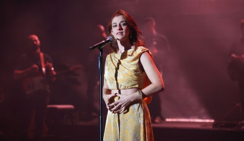 Μαρίζα Ρίζου:  Ο μπαμπάς μου ερχόταν οριακά μεθυσμένος στα live μου από το άγχος του