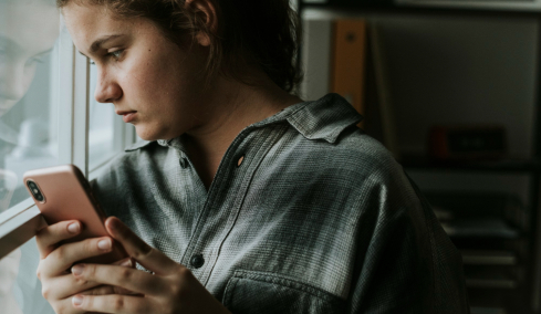 Η Μολδαβία ποινικοποιεί την online κακοποίηση - Οι ποινές για τους δράστες