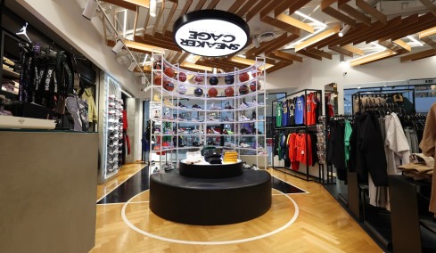 Sneaker Cage: Ο ιδανικός προορισμός για trendy sneakers και ενημερωμένο athleisure