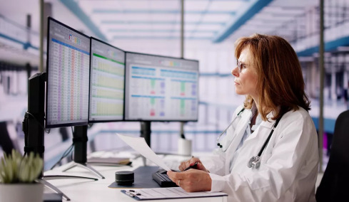 Health-IQ: Το νέο εργαλείο που βελτιώνει την καθημερινή λειτουργία στα ελληνικά νοσοκομεία
