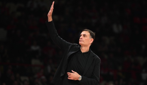 Μπαρτζώκας: «Σημαντική νίκη μετά από μια δύσκολη περίοδο, η μεγαλύτερη δύναμη του Ολυμπιακού είναι οι οπαδοί του»
